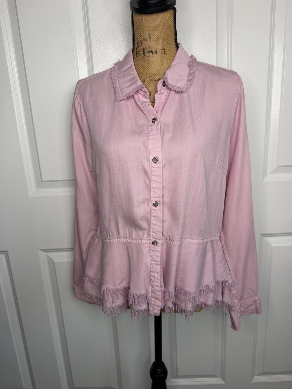 Billy T Pink Lyocell Fringe Hem Button Front Peplum Shirt Top M NWOT